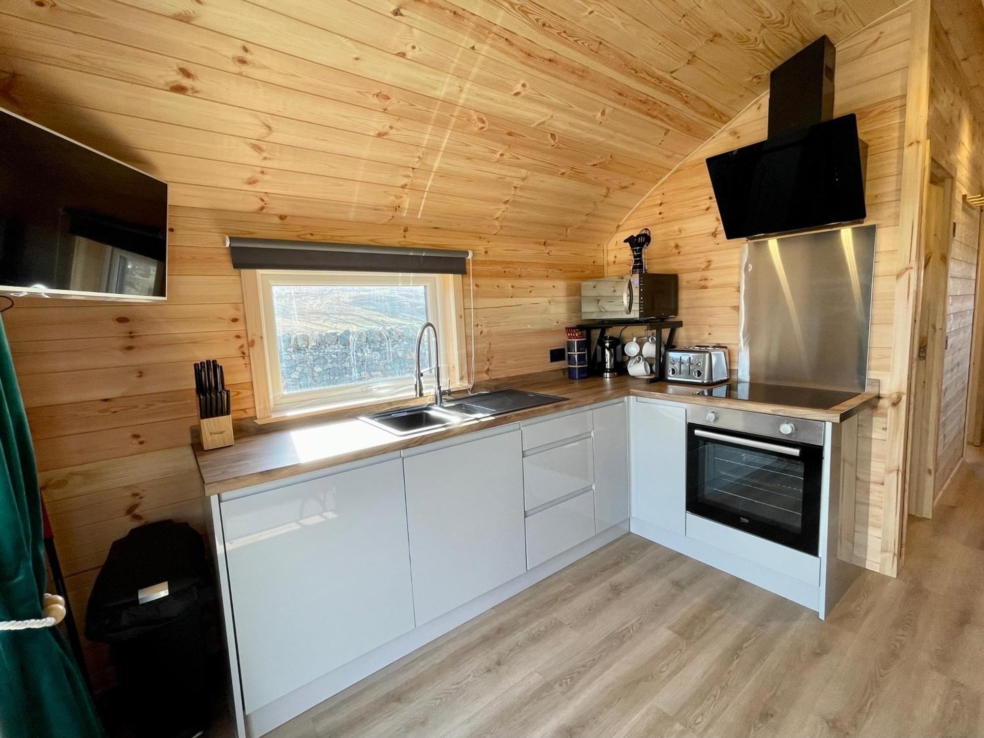 Aird Uig Seapods - Isle Of Lewis - Luxury En-Suite Pods On The Edge Of The Atlantic Ocean מראה חיצוני תמונה