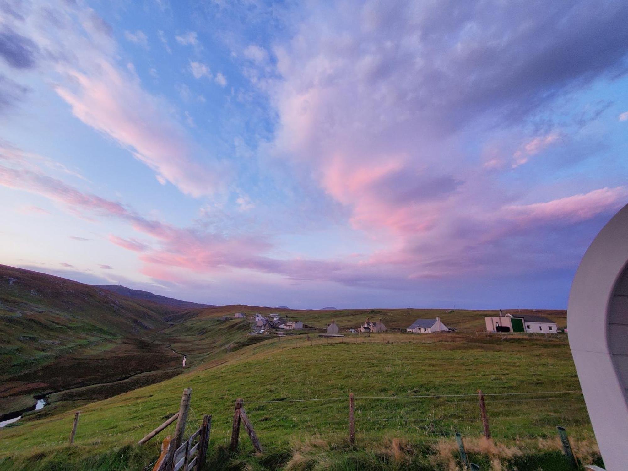 Aird Uig Seapods - Isle Of Lewis - Luxury En-Suite Pods On The Edge Of The Atlantic Ocean מראה חיצוני תמונה
